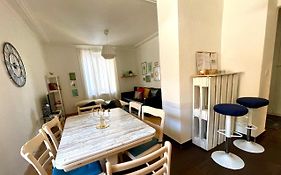 Appartement Douces Heures Avec Parking Couvert Prive